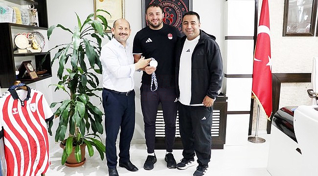 Berat Acar, 2026 Akdeniz Oyunları'nda Gümüş Madalya Kazandı!