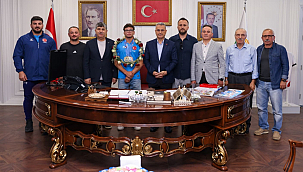 İlkadımlı Güreşçiden Tarihi Başarı! 