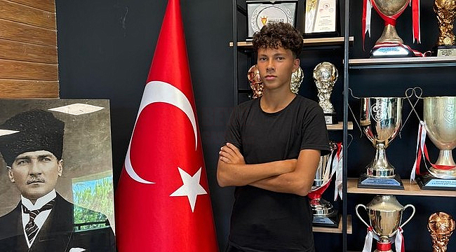 Samsunspor'da Savunma Hattına Genç Takviye!