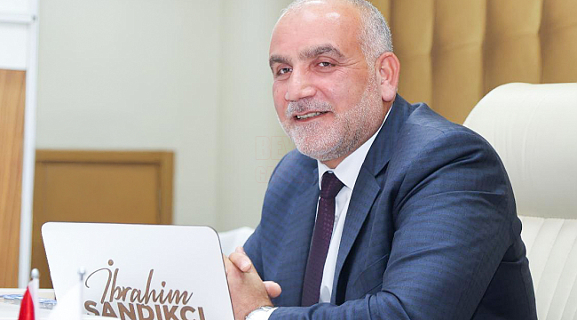 Üniversiteyi kazanan tüm öğrencilerimize burs desteği sağlıyoruz!