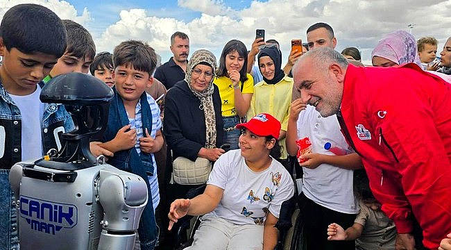 TEKNOFEST'te Canik Belediyesi Atölyelerine Ziyaretçi Akını!