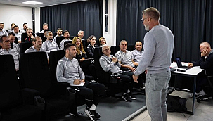 Thorsten Fink'ten Samsunspor Futbol Akademisine Ziyaret!