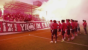 Trabzonspor Maçı Öncesi Taraftardan Samsunspor'a Destek!