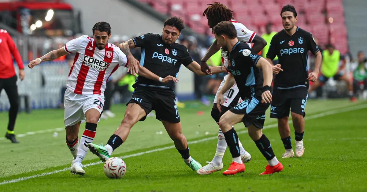Samsunspor Sahasında Farklı Yenildi 0-3 Samsunspor Sahasında Farklı Yenildi 0-3