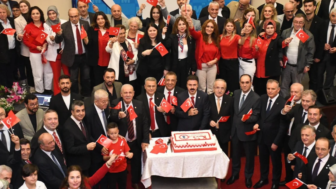 Samsun Serbest Muhasebeci Mali Müşavirler Odasında Cumhuriyet Coşkusu ve Kuşaklar Buluşması!