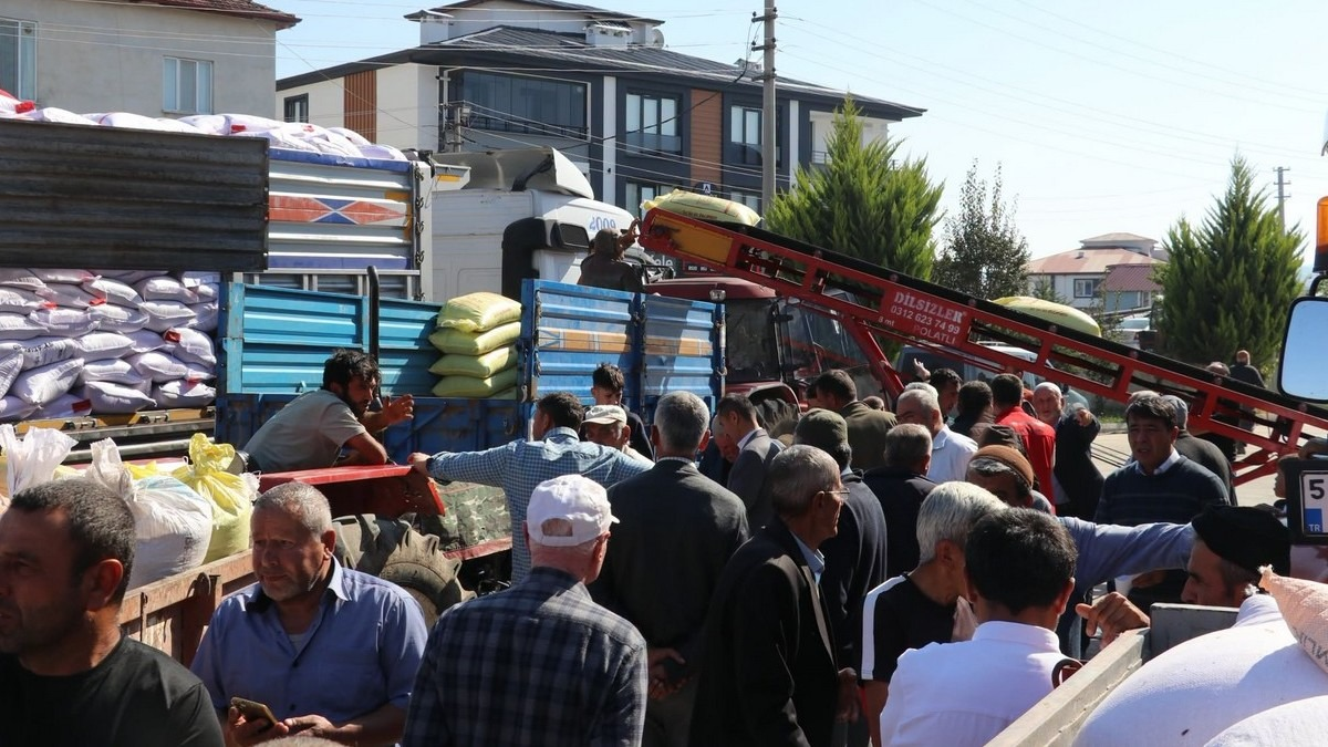 Samsun’da Üreticiye Tohum ve Gübre Desteği!
